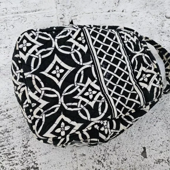 Vera Bradley Women Lunch Bag Black/White Floral Bag - Picture 3 of 14